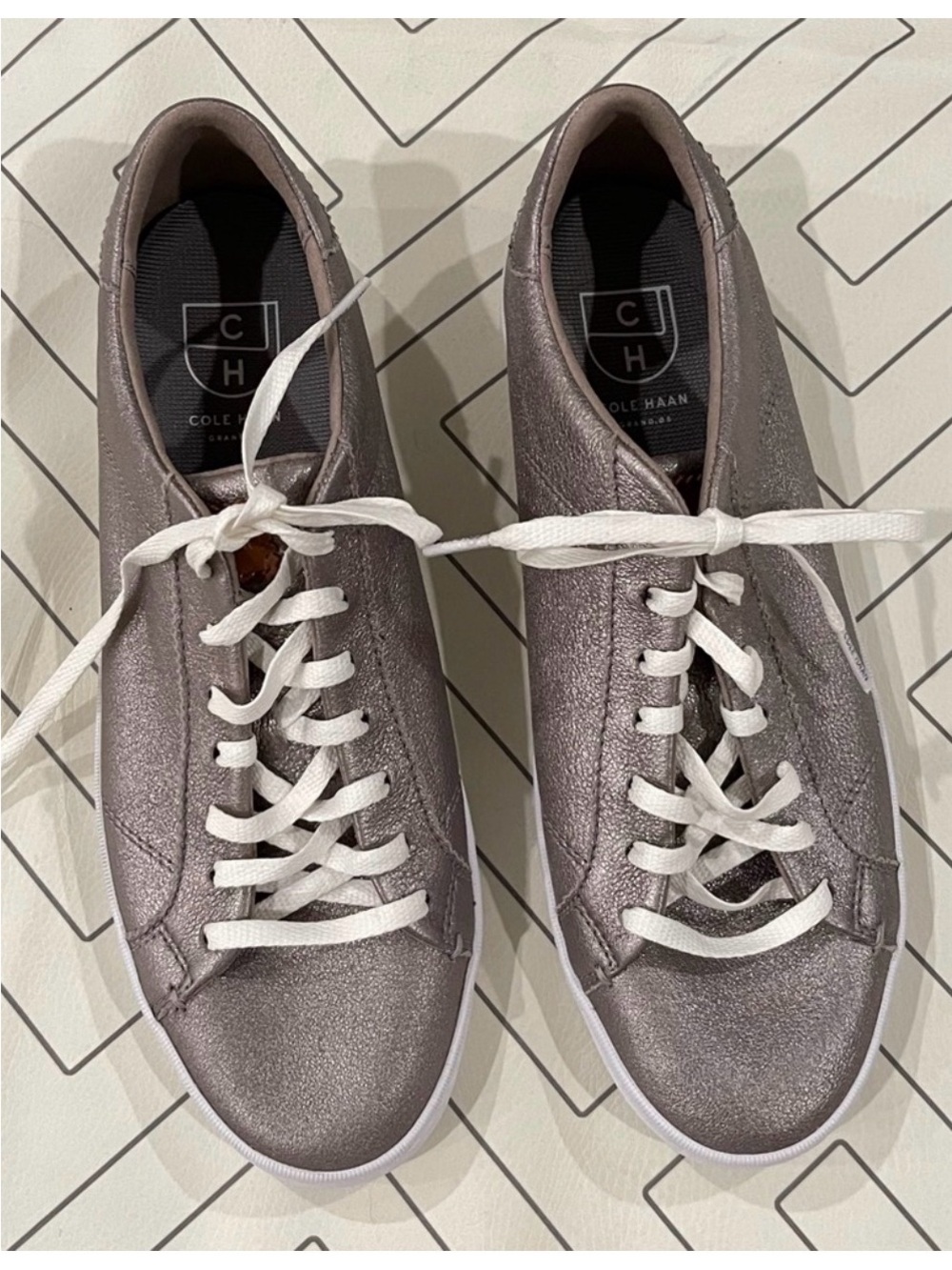 Like New - Cole Haan Pewter lace-up Sneakers. Sz 9